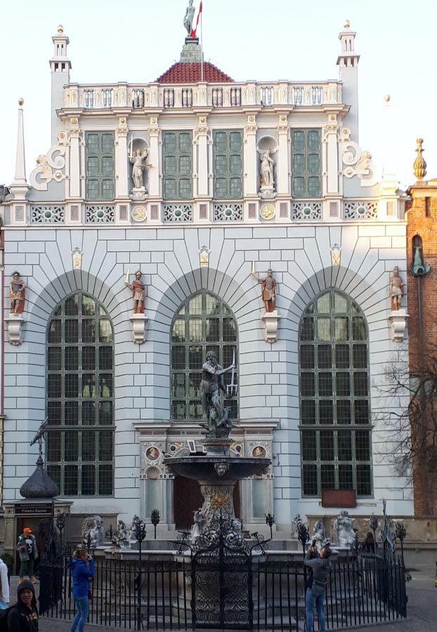 Ferienwohnung Kawalerka W Kamienicy Na Starowce Danzig Exterior foto